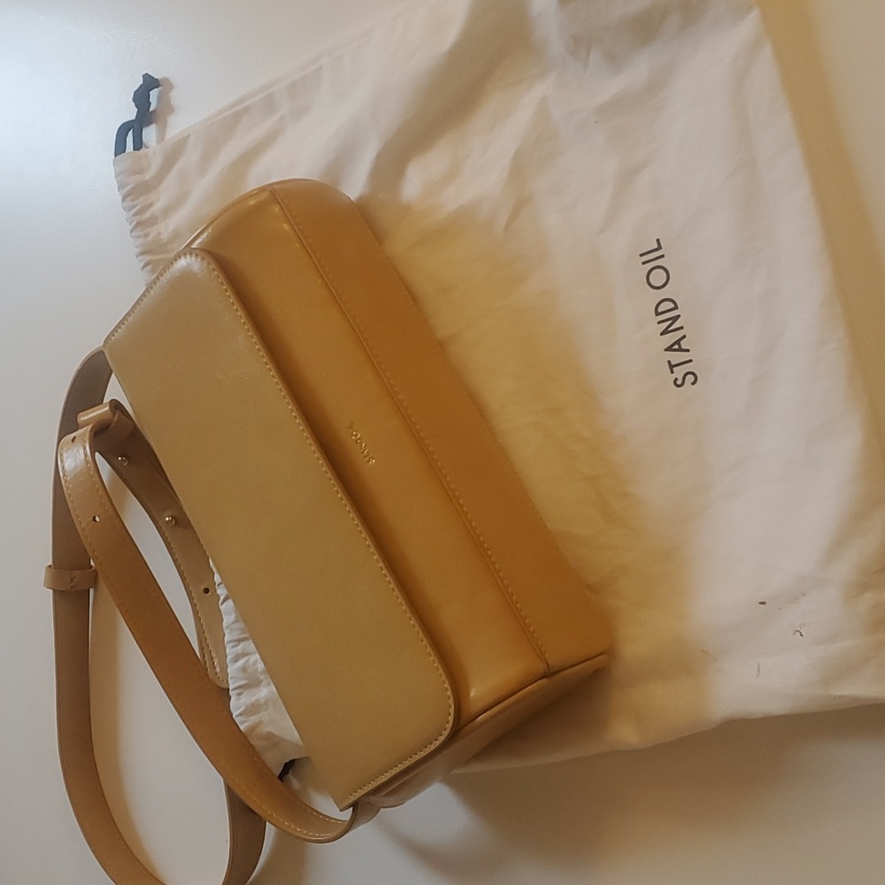 Stand Oil Tan Leather Women's Bag